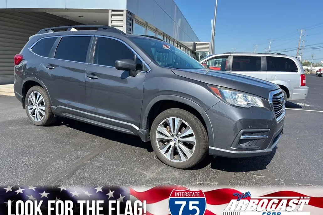 2020 Subaru Ascent Premium photo 1