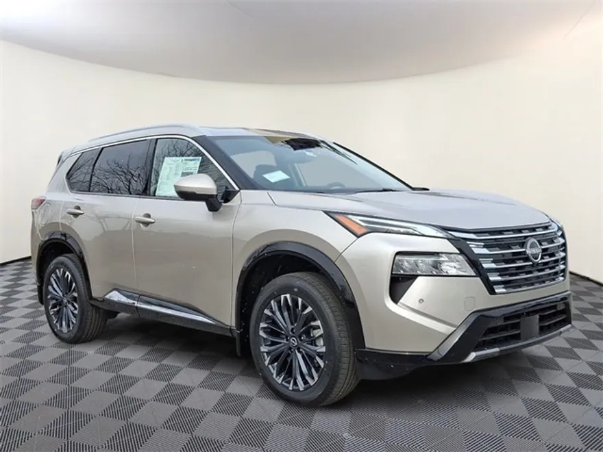 2025 Nissan Rogue Platinum photo 1