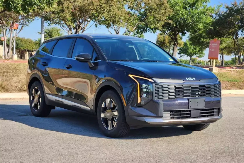 2026 Kia Sportage LX photo 1