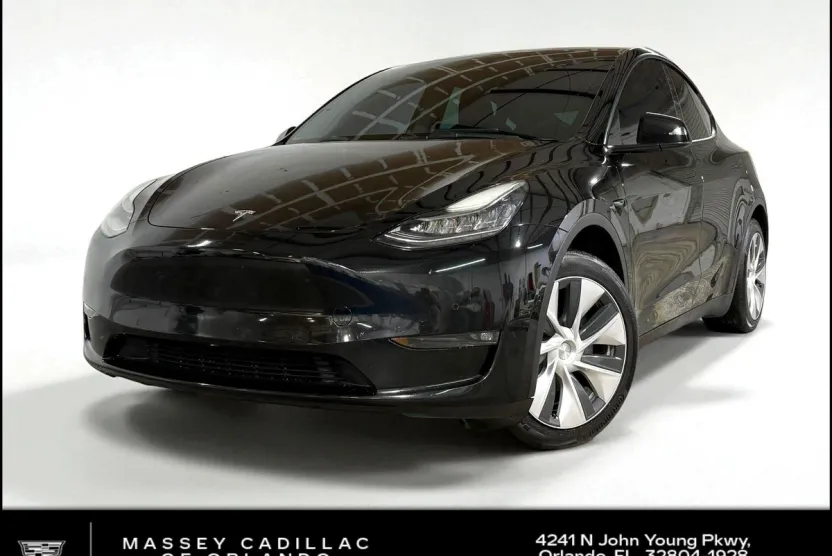 2021 Tesla Model Y Long Range photo 1