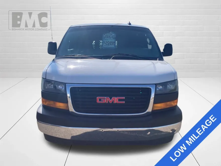 2023 Gmc Savana 2500 Cargo photo 1