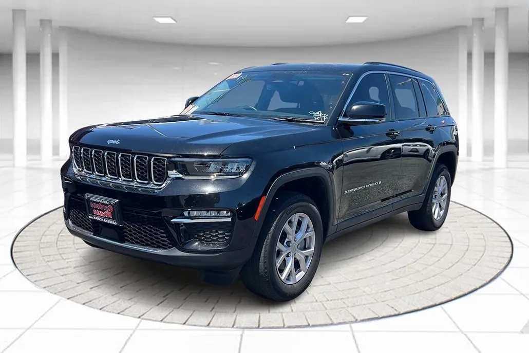 2022 Jeep Grand Cherokee Limited photo 1