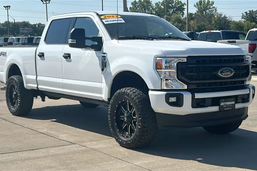 2022 Ford F-250 XLT photo 1