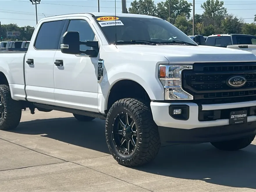 2022 Ford F-250 XLT photo 1