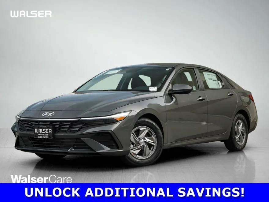 2025 Hyundai Elantra SE photo 1