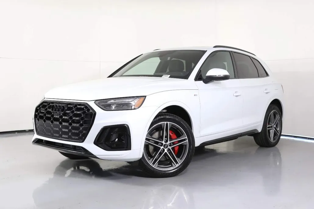 2025 Audi Q5 S line 55 TFSI photo 1