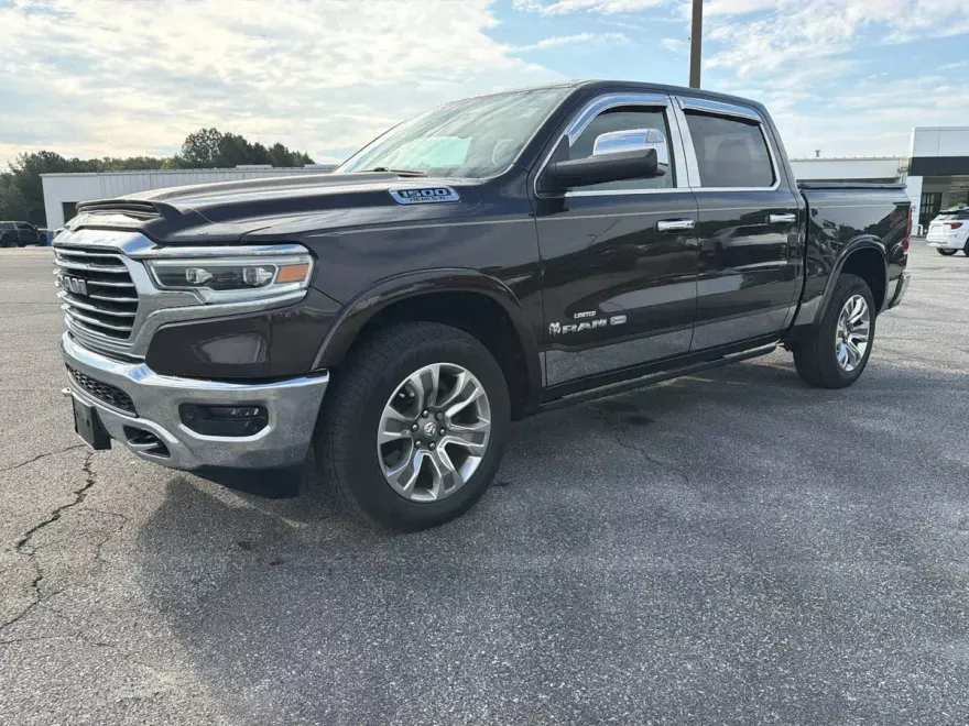 2019 Ram 1500 Longhorn photo 1