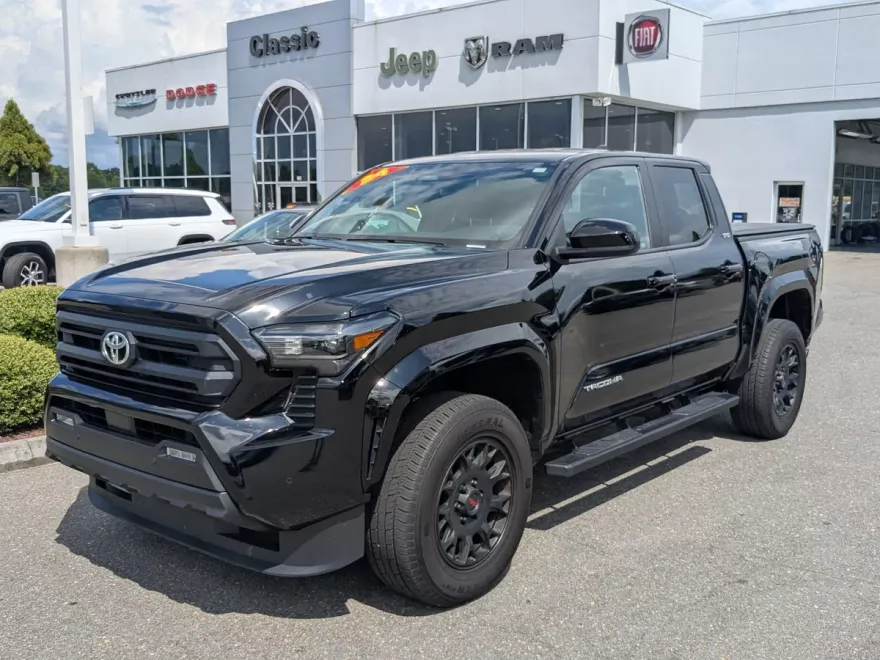 2024 Toyota Tacoma SR5 photo 1