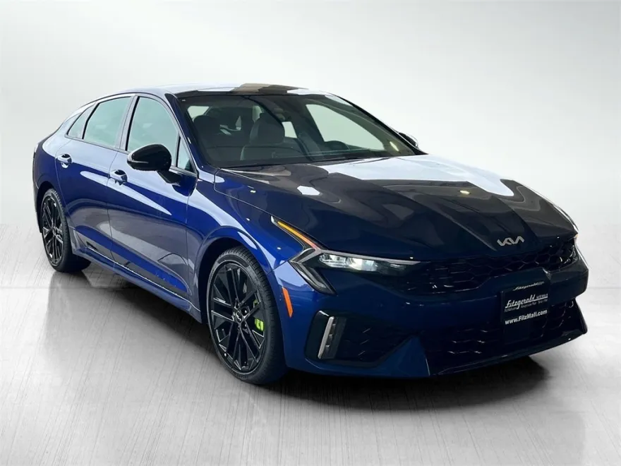 2026 Kia K5 GT photo 1