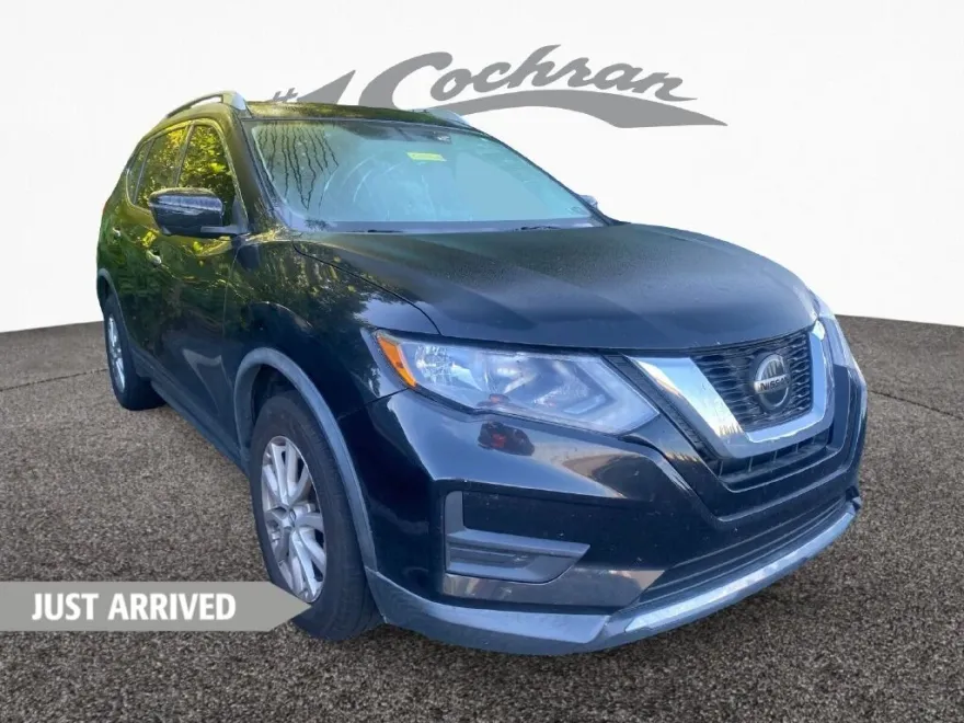 2018 Nissan Rogue SV photo 1