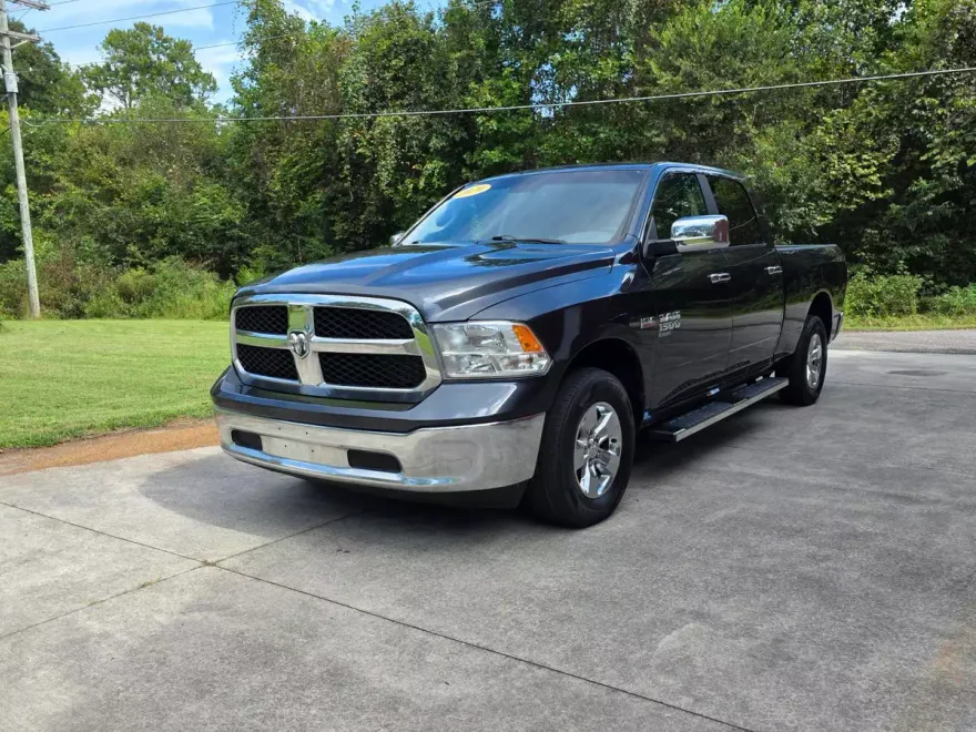 2020 Ram 1500 Classic SLT photo 1