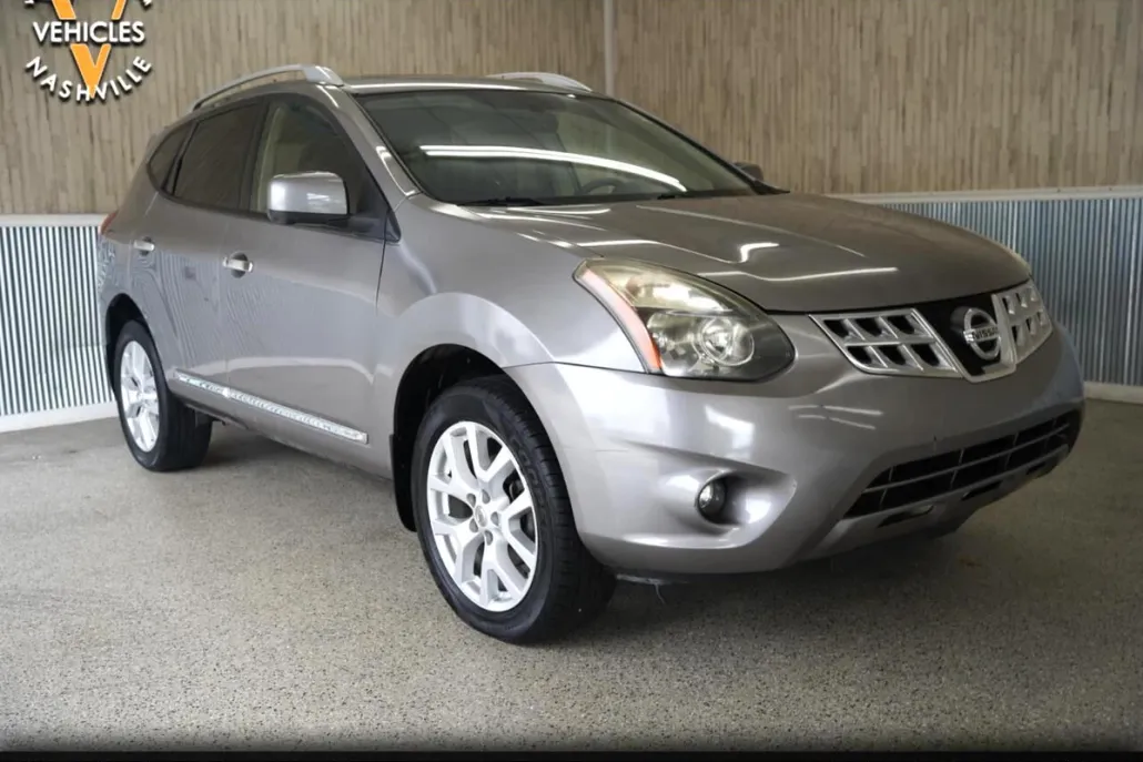 2013 Nissan Rogue SL photo 1