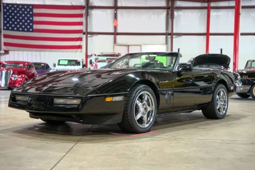 1989 Chevrolet Corvette Convertible photo 1