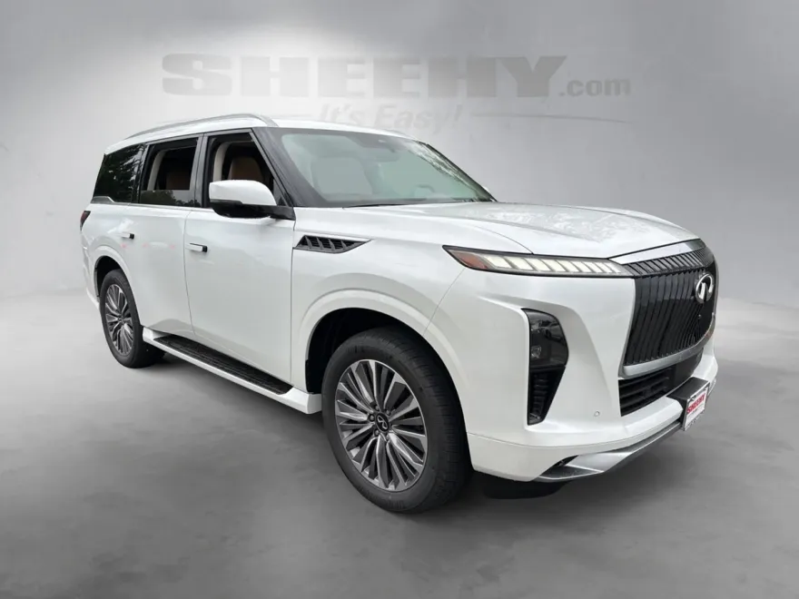 2026 Infiniti QX80 Luxe photo 1