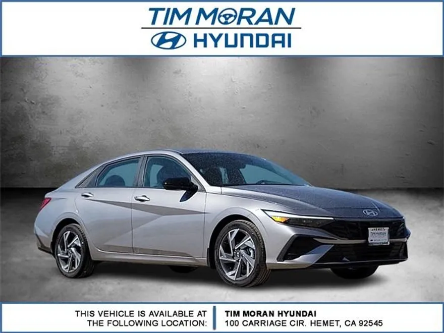 2025 Hyundai Elantra SEL Sport photo 1