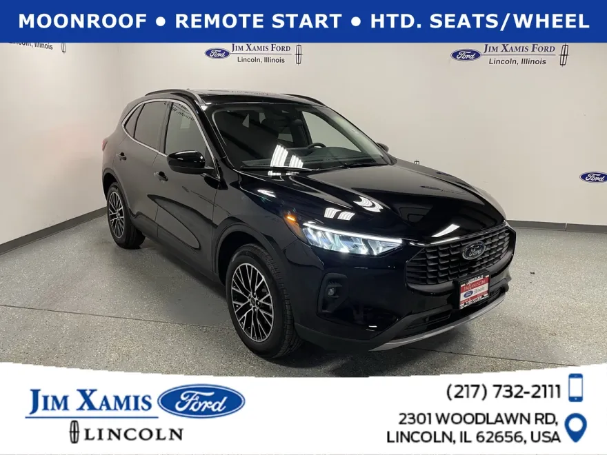 2025 Ford Escape Titanium photo 1