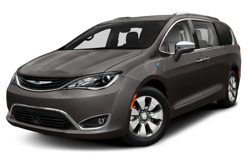 2019 Chrysler Pacifica Hybrid Touring L photo 1
