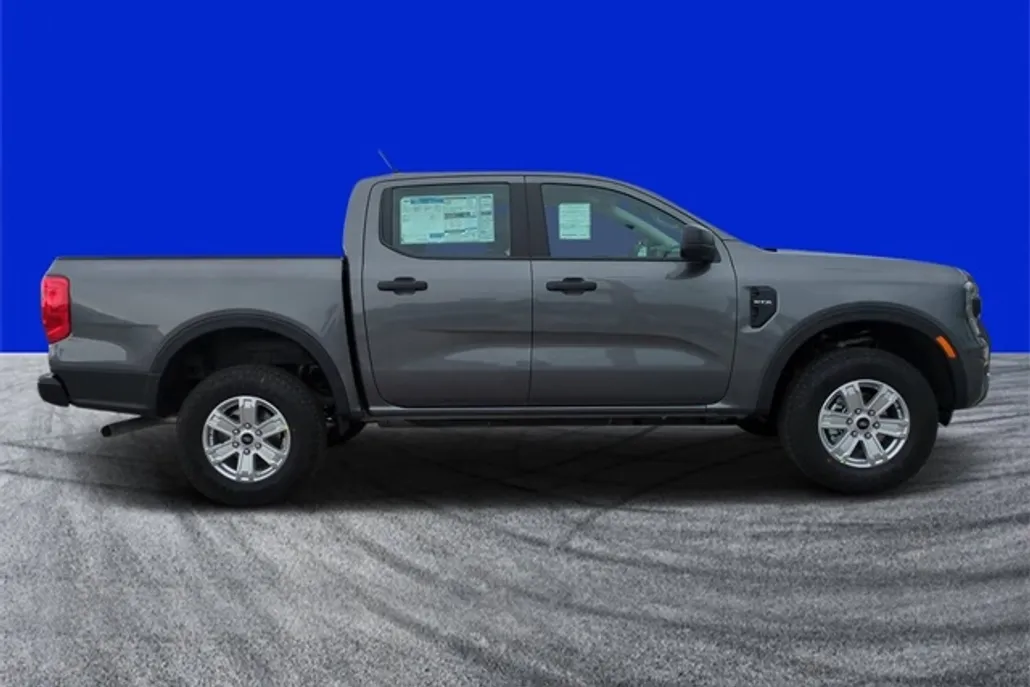 2025 Ford Ranger XL photo 1
