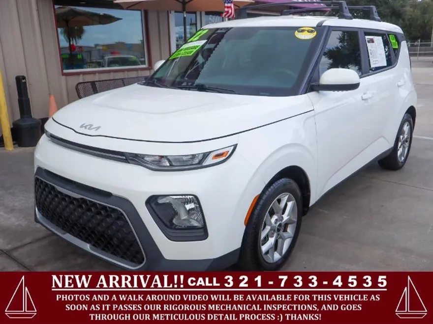 2022 Kia Soul LX S X-Line photo 1