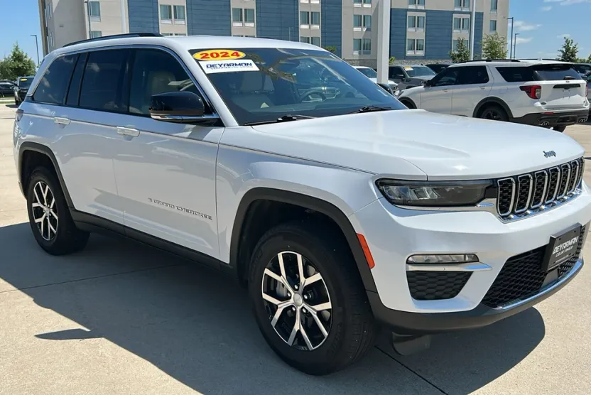 2024 Jeep Grand Cherokee Limited photo 1