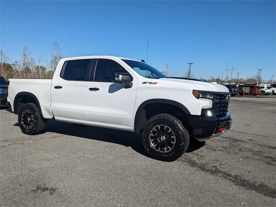 2024 Chevrolet Silverado 1500 ZR2 photo 1