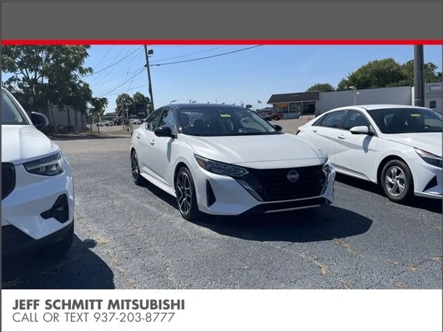 2024 Nissan Sentra SR photo 1