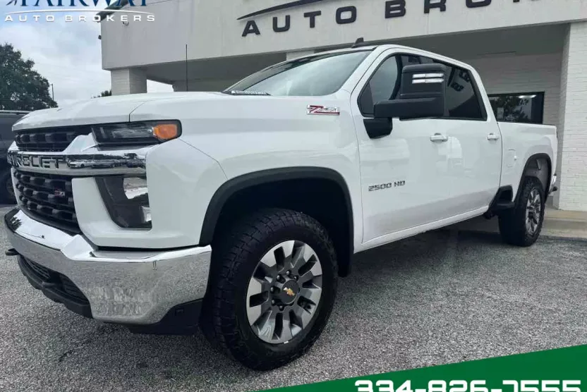2022 Chevrolet Silverado 2500HD LT photo 1