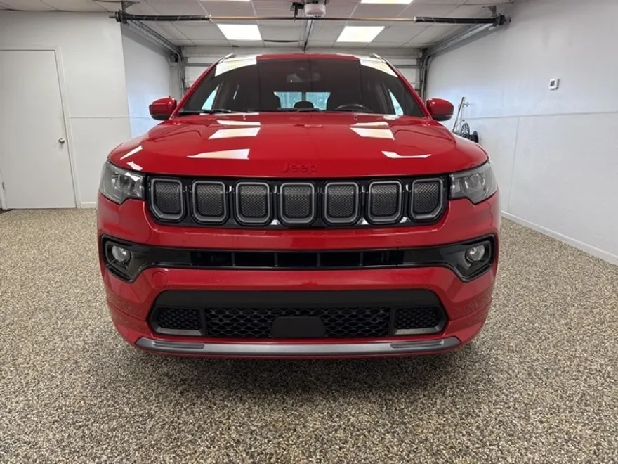 2022 Jeep Compass Limited photo 1