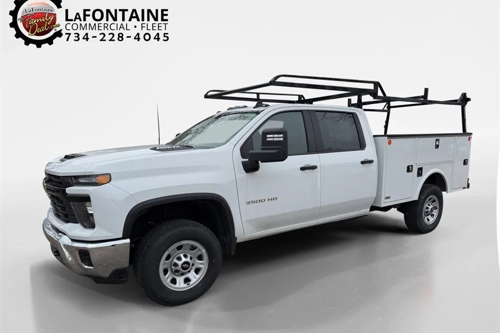 2024 Chevrolet Silverado 3500HD photo 1