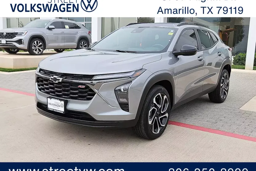 2025 Chevrolet Trax photo 1