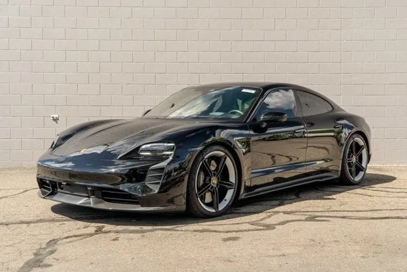 2024 Porsche Taycan Turbo S photo 1