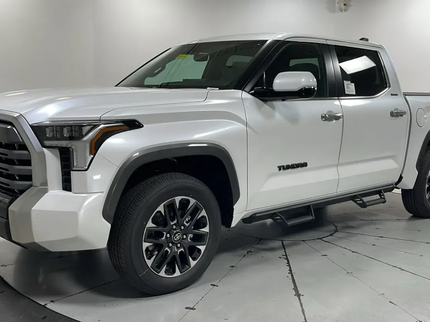 2026 Toyota Tundra Limited CrewMax photo 1