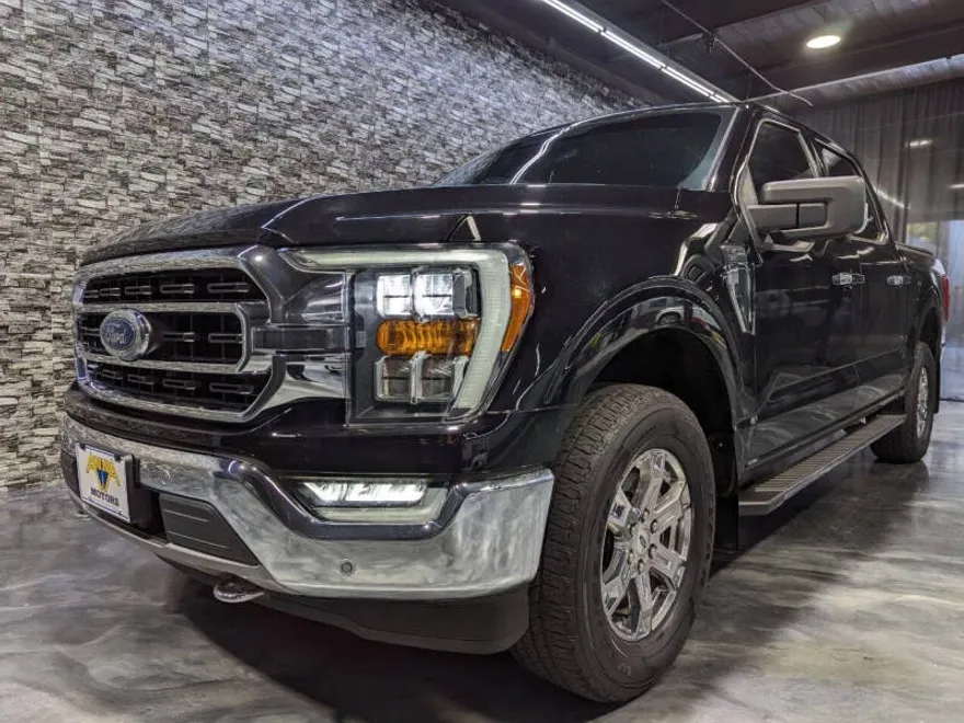 2021 Ford F-150 XLT photo 1
