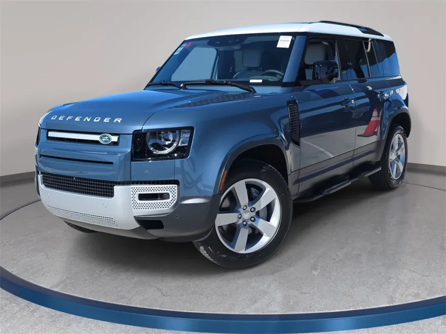 2025 Land Rover Defender 110 S photo 1