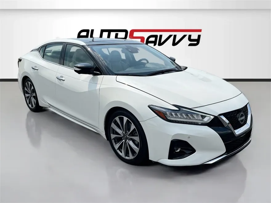 2023 Nissan Maxima Platinum photo 1