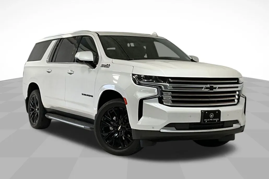 2023 Chevrolet Suburban High Country photo 1