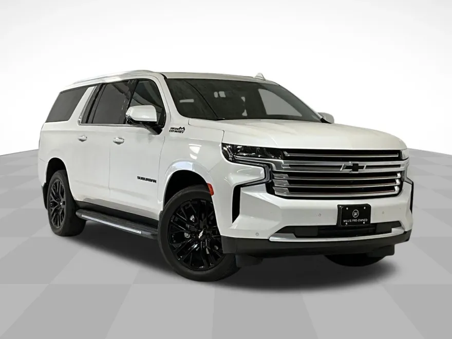 2023 Chevrolet Suburban High Country photo 1