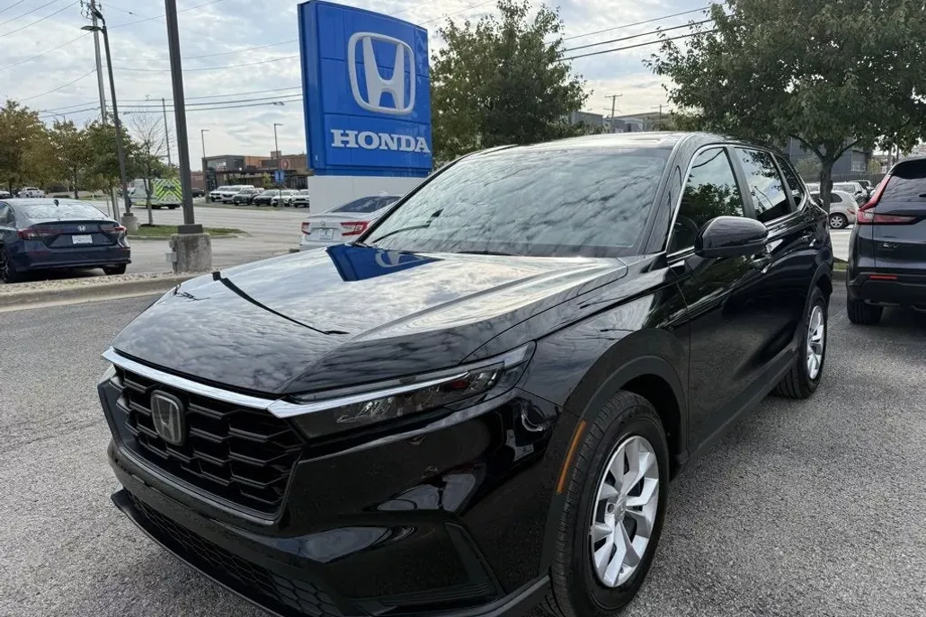 2025 Honda CR-V LX photo 1