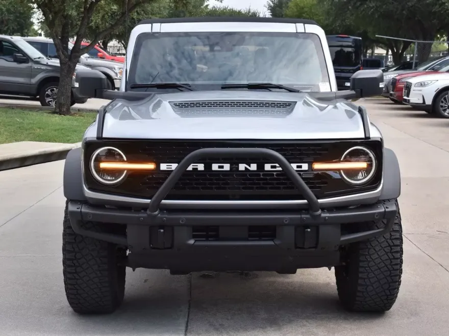 2023 Ford Bronco Wildtrak photo 1