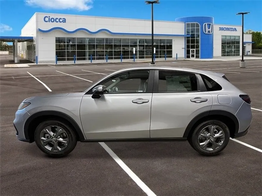 2026 Honda HR-V LX photo 1
