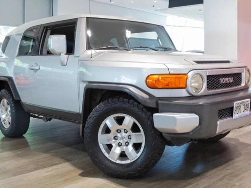 2007 Toyota FJ Cruiser Base photo 1