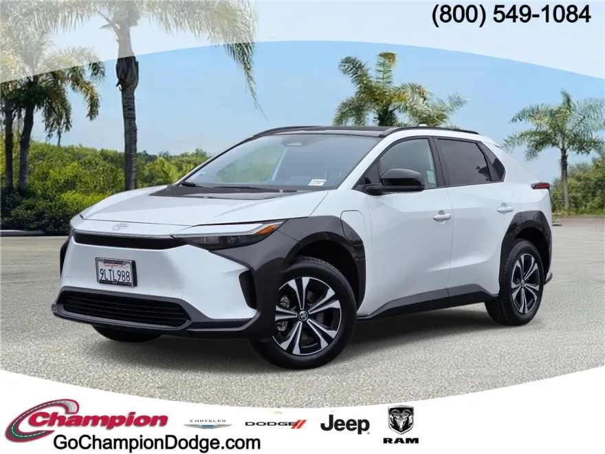2024 Toyota bZ4X XLE photo 1