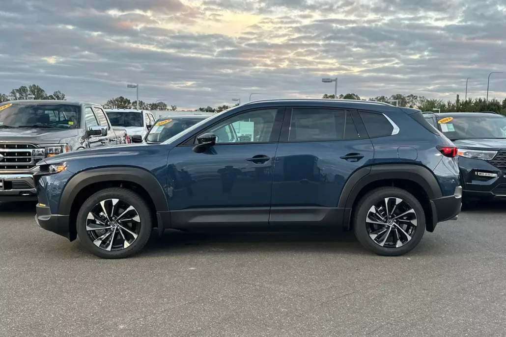 2026 Mazda CX-50 Premium Plus photo 1