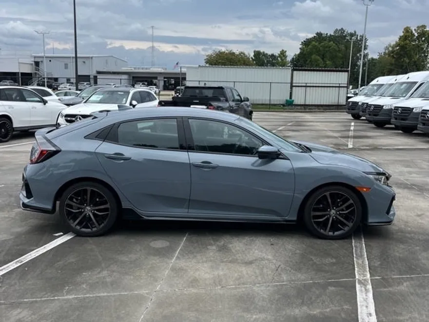 2021 Honda Civic Sport photo 1