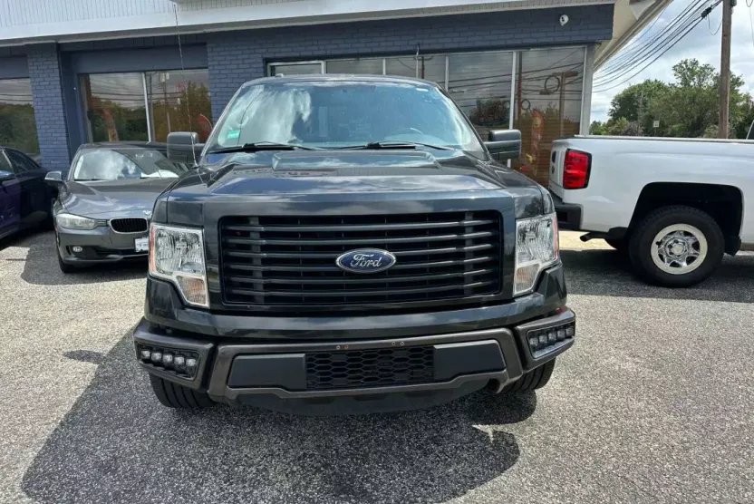 2014 Ford F-150 photo 1