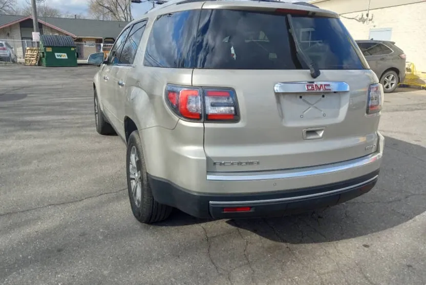2015 Gmc Acadia SLT photo 1