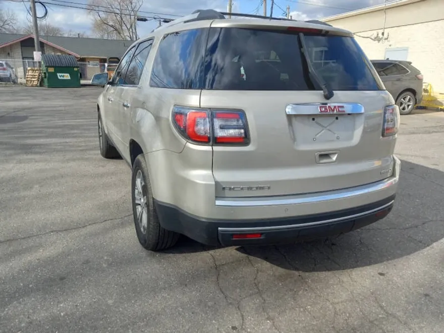 2015 Gmc Acadia SLT photo 1