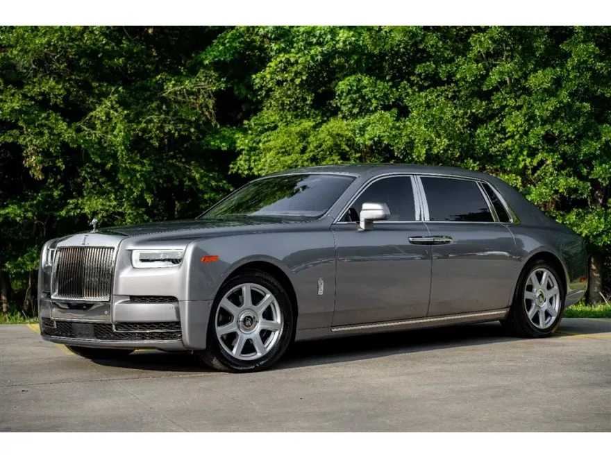 2019 Rolls Royce Phantom EWB photo 1