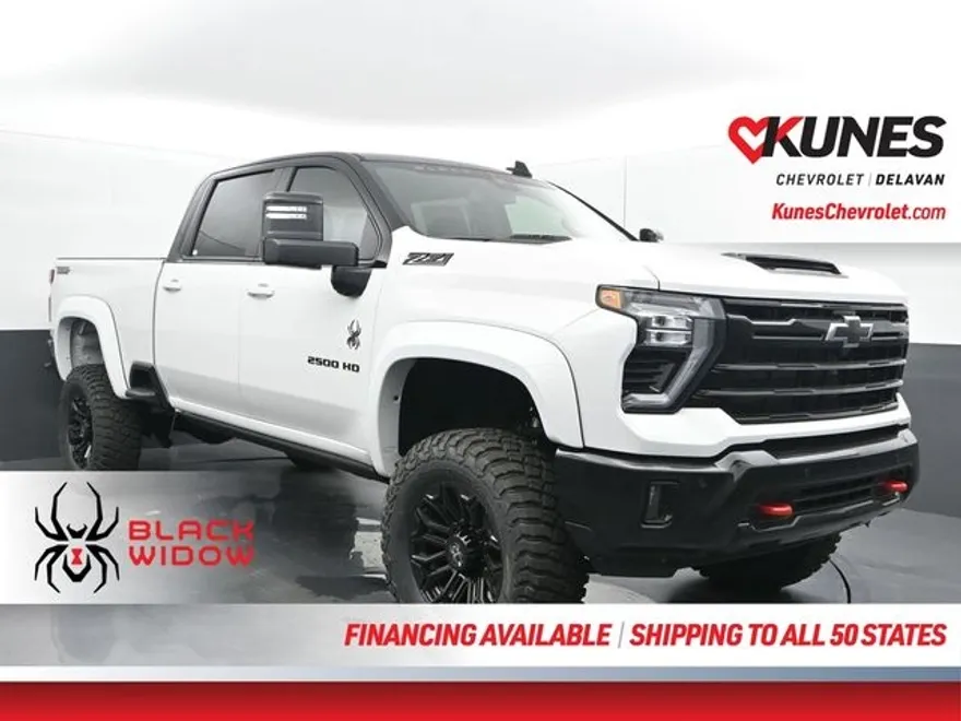 2025 Chevrolet Silverado 2500HD LT photo 1