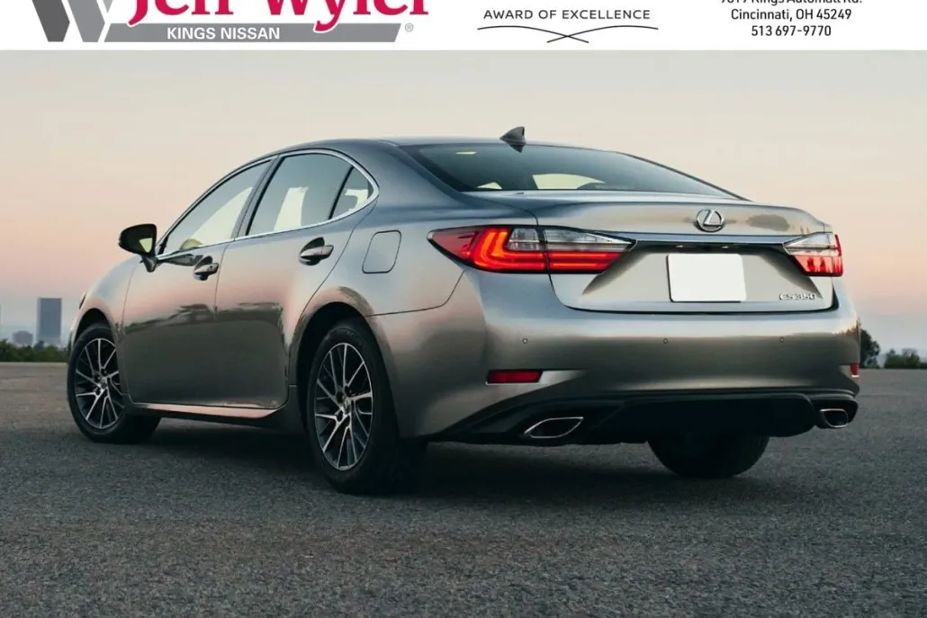2016 Lexus ES 350 photo 1